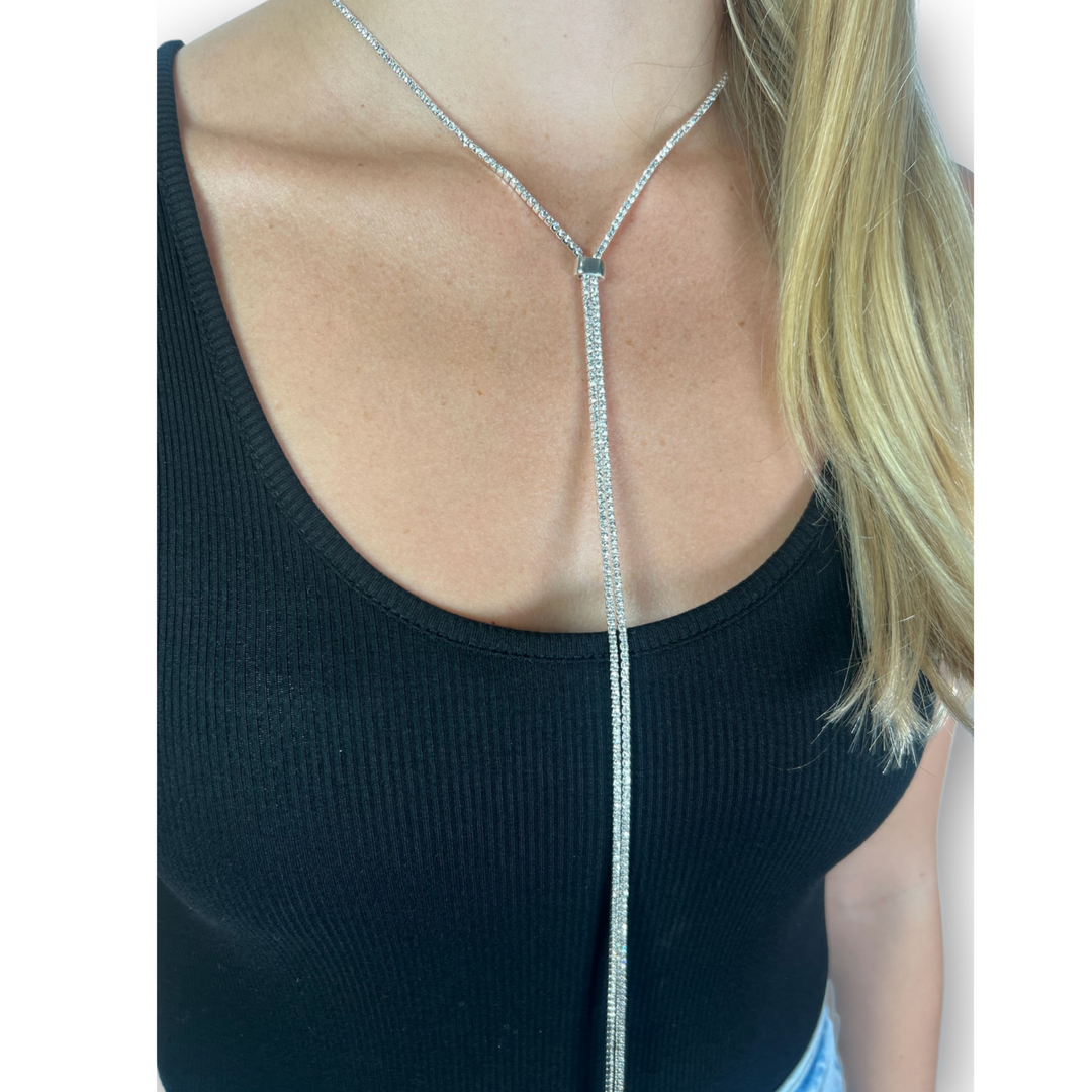 THE LASSO NECKLACE SILVER