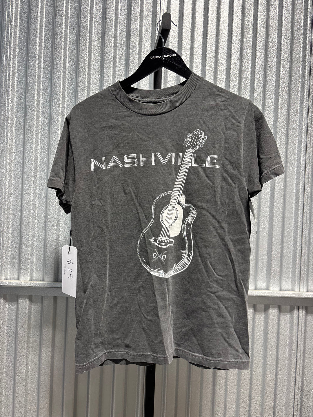 SAMPLE SALE PRINT TEE GUITAR
