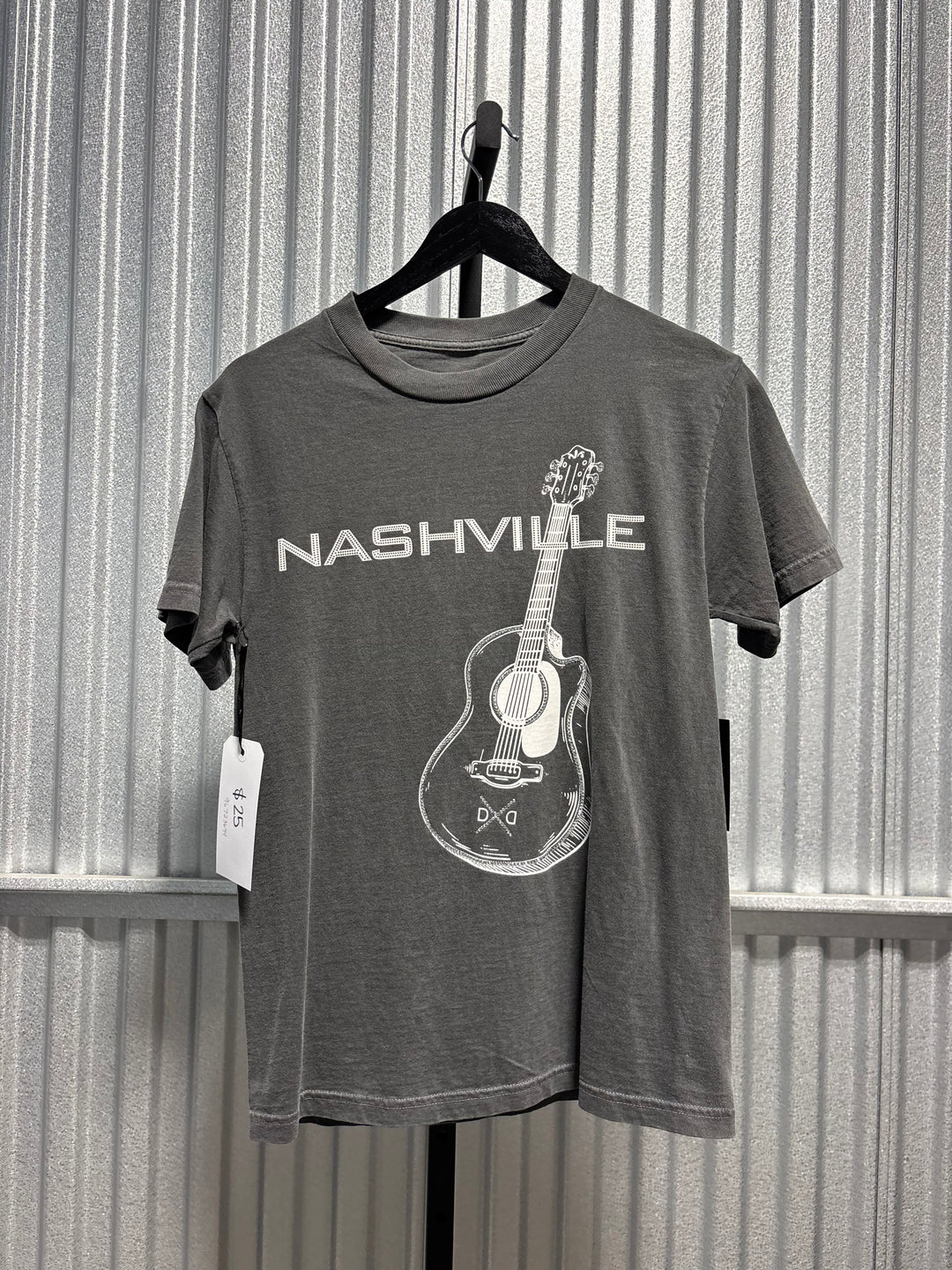 SAMPLE SALE PRINT TEE GUITAR