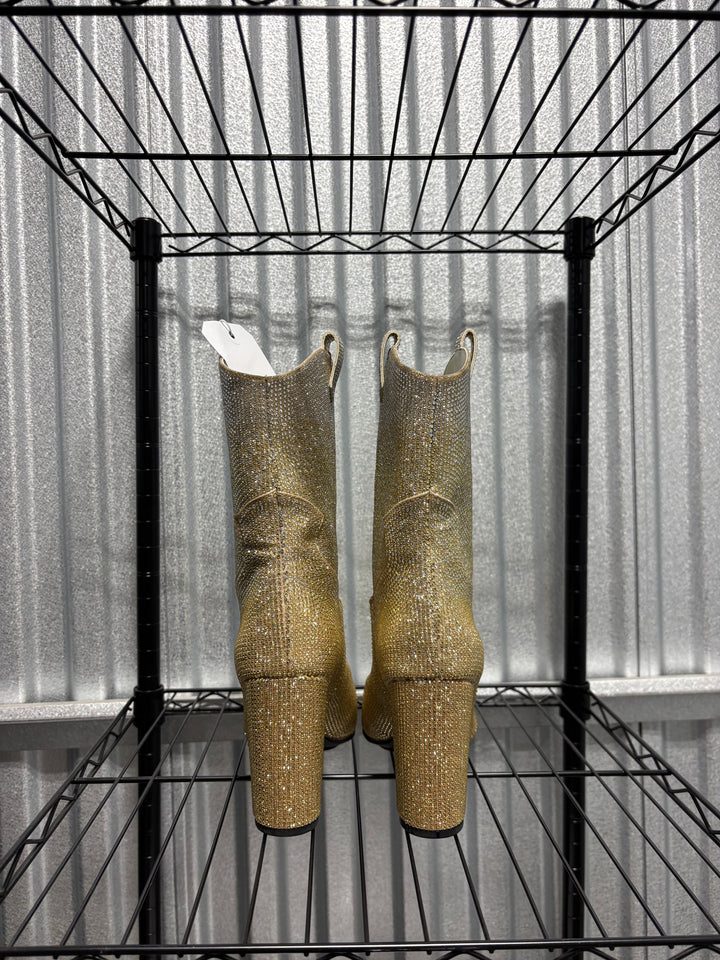 SAMPLE SALE BOOTS
