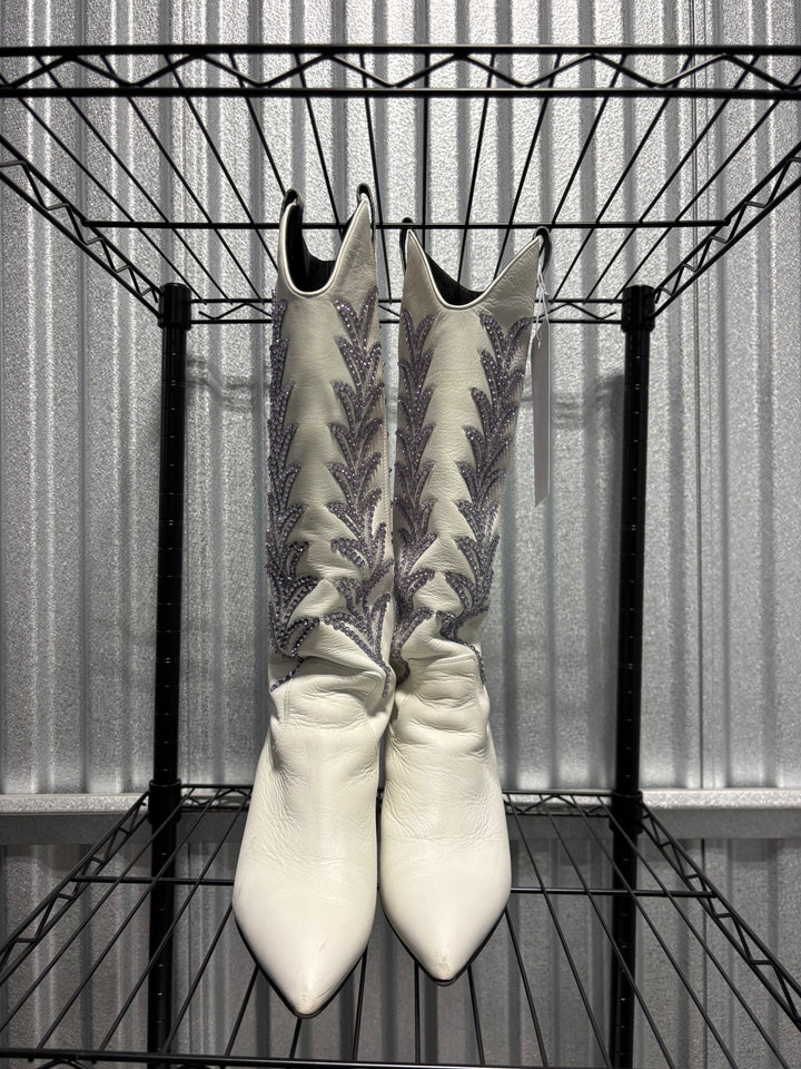 SAMPLE SALE BOOTS