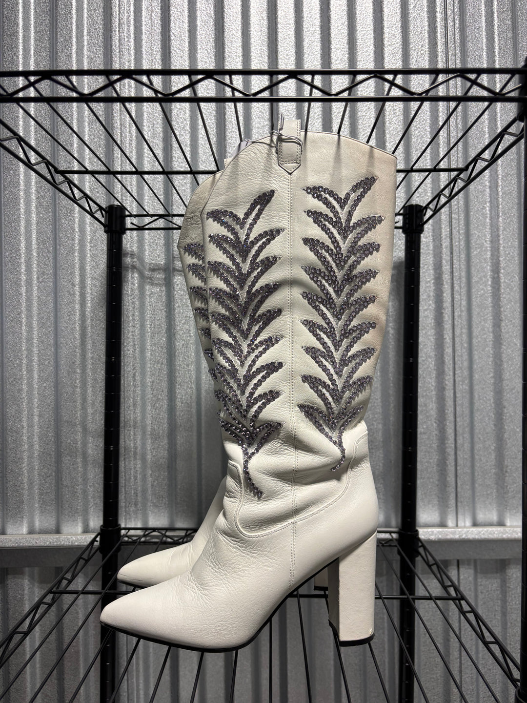 SAMPLE SALE BOOTS