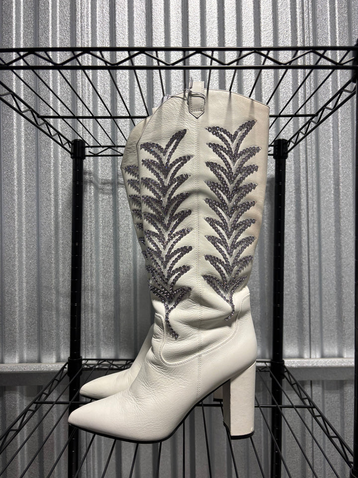 SAMPLE SALE BOOTS