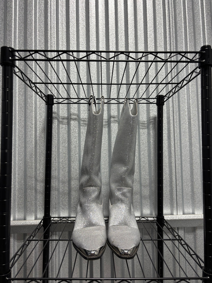 SAMPLE SALE BOOTS