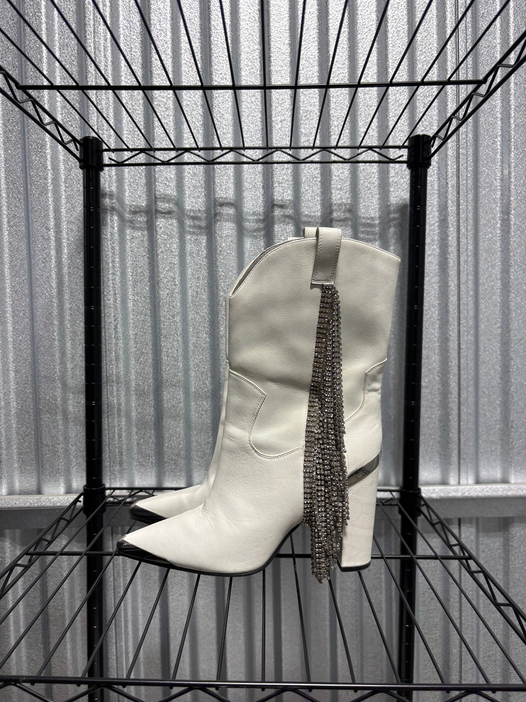 SAMPLE SALE BOOTS