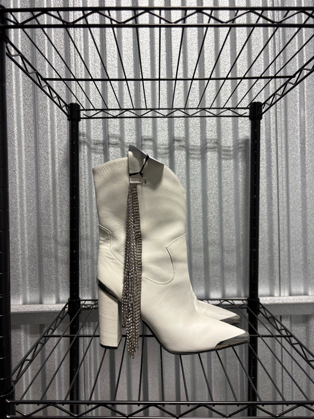 SAMPLE SALE BOOTS