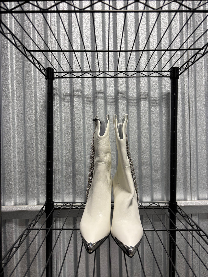 SAMPLE SALE BOOTS