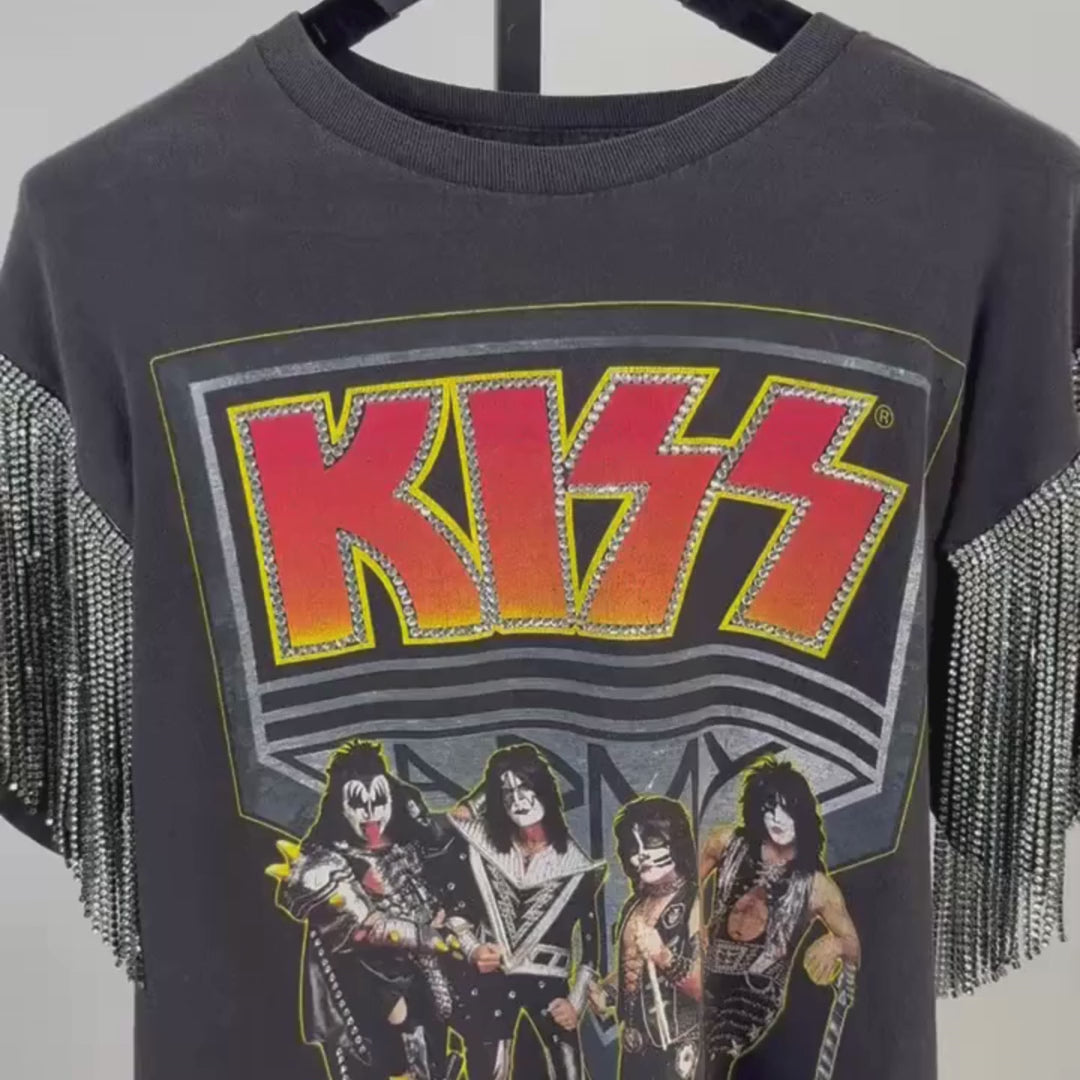 VINTAGE RHINESTONE KISS TSHIRT