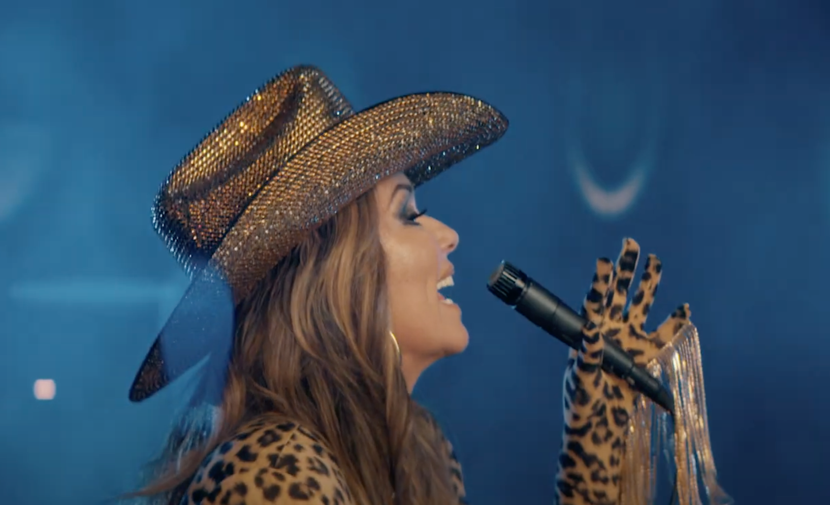 THE SHANIA HAT